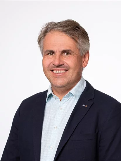Werner Eder ist Business Development Manager bei SKE Holding GmbH. 