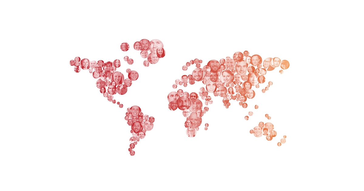 Wir sehen eine Weltkarte, die aus den Bildern der Reaction-Mitarbeiter:innen zusammengesetzt ist.